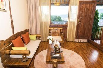 Lijiang Banshan Yunfu Boutique Hostel מראה חיצוני תמונה